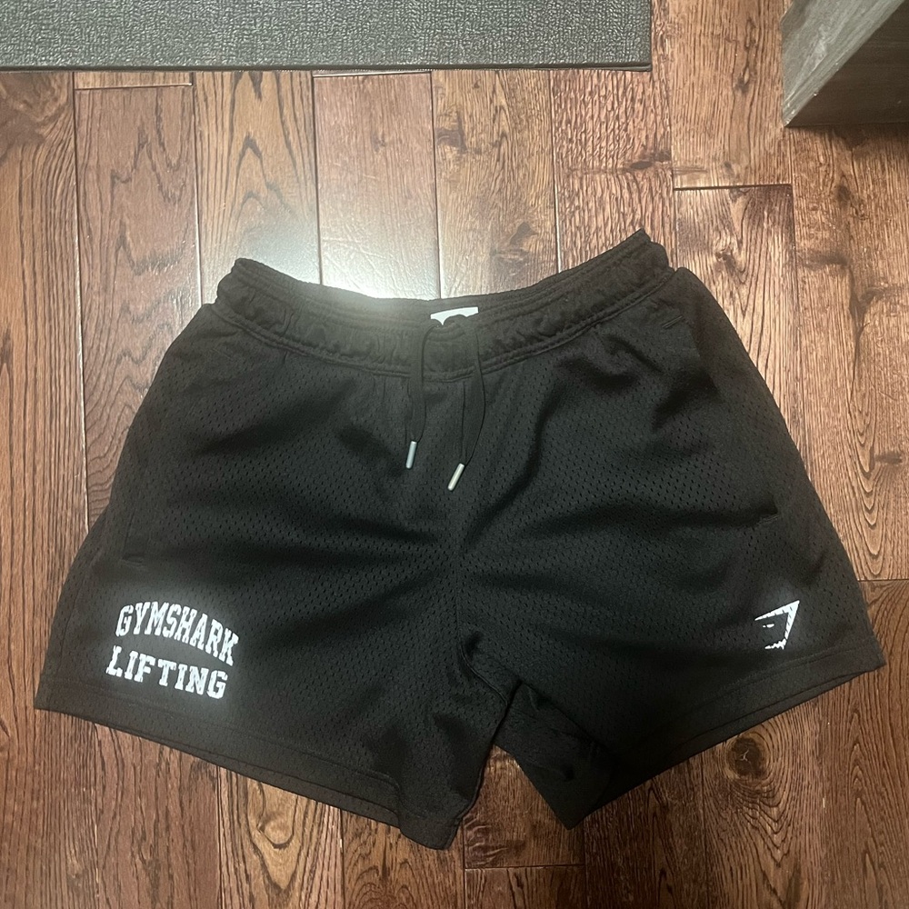 Mens Black Gymshark Mesh 5’ Shorts